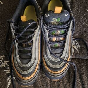 Nike Men's 97 Navy and Tan Sneakers